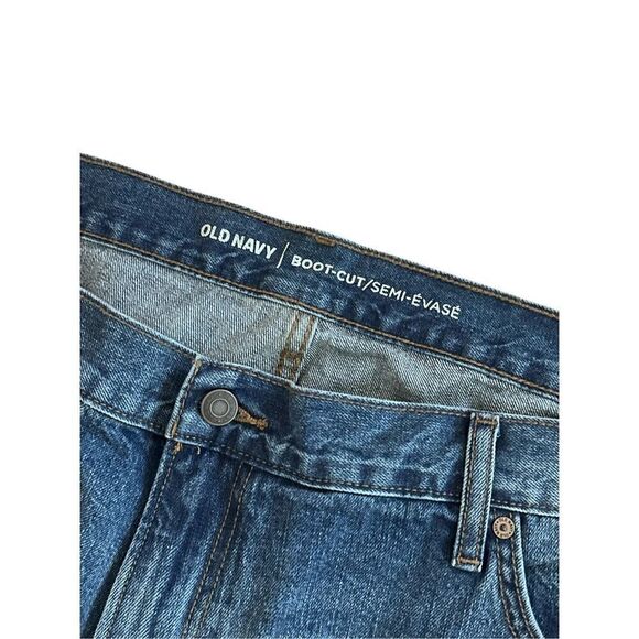 NEW WITH TAGS Old Navy Jeans Men's Boot Cut Semi Evase Denim Blue Jeans 46X30 Ne - Picture 3 of 5